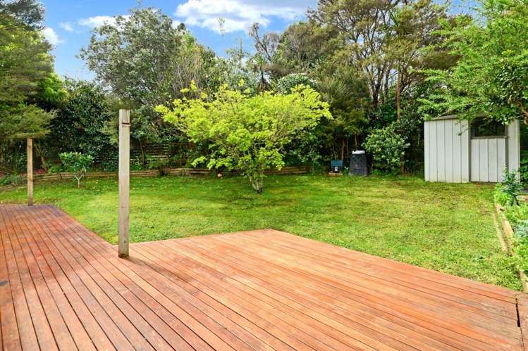 2 Onedin Place Titirangi_14