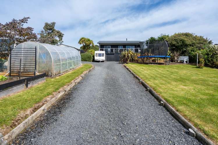 14 Frances Street Taieri Mouth_19