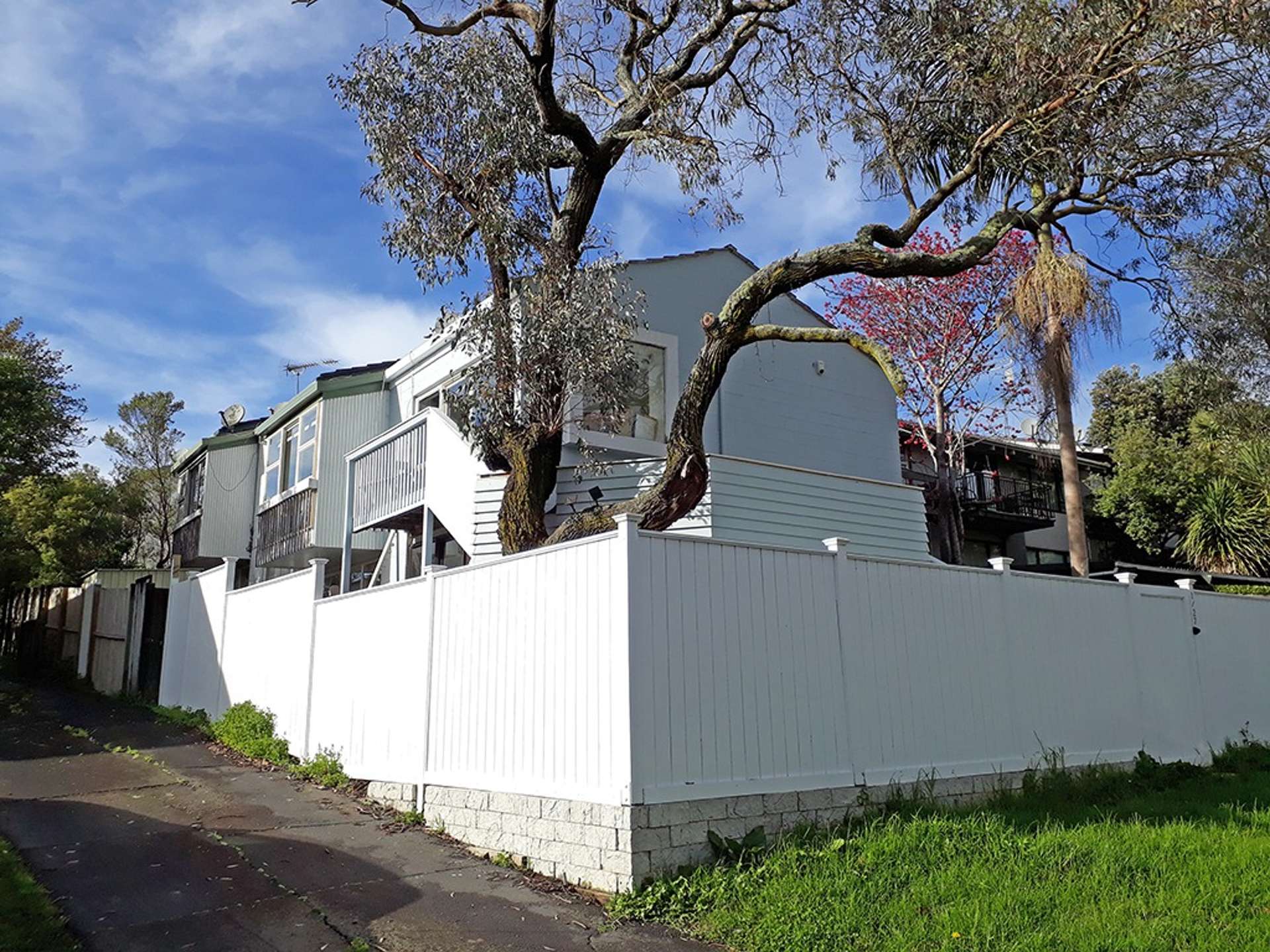 6/27 Don Croot Street 1703_0