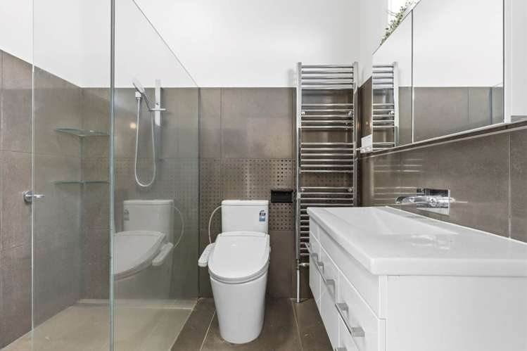 4 Woodford Road Mt Eden_19