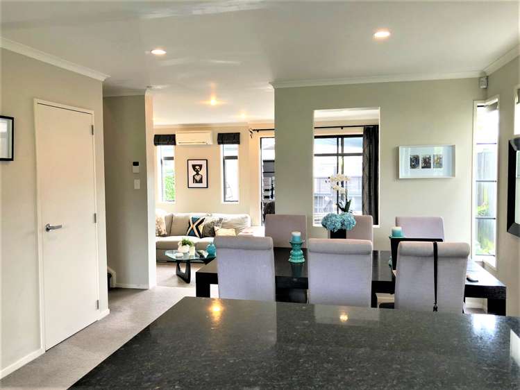 73 Coachman Drive Flat Bush_3