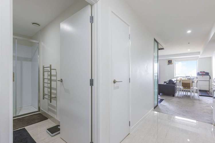 211/8 Gray Avenue Mangere East_5