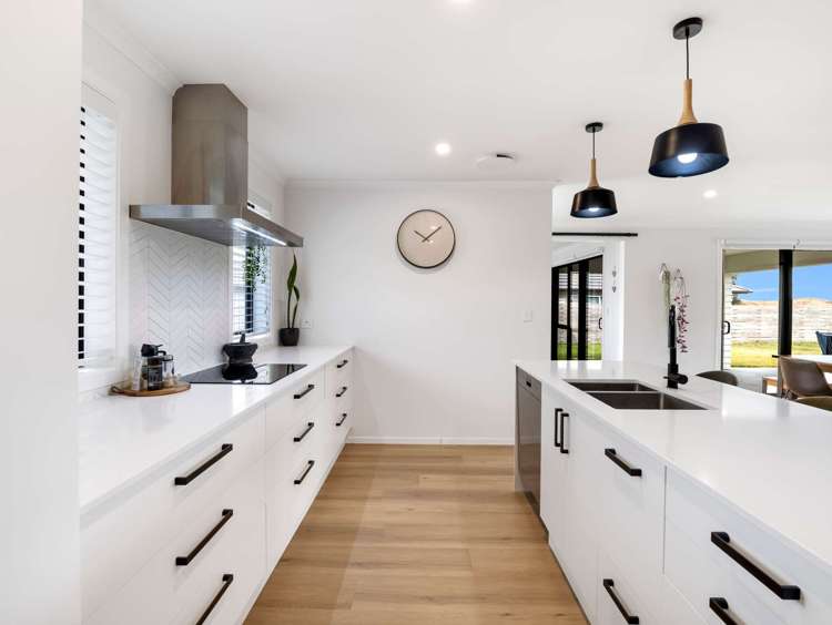 44 Tirimoana Place Otamatea_6