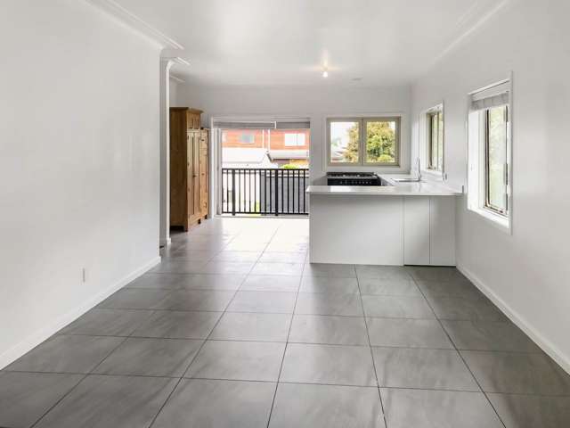 24 Fairholme Avenue Epsom_2