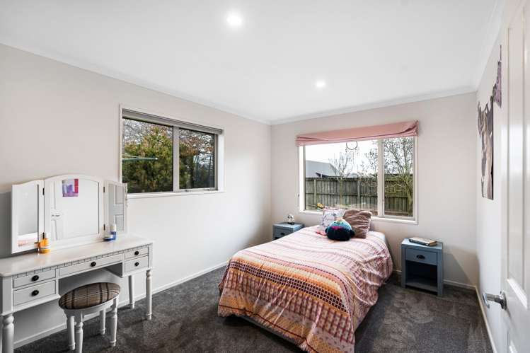 206 Southfield Drive Lincoln_9