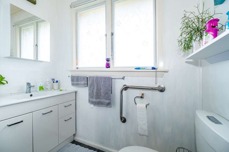 2/53 Douglas Street Highfield_9