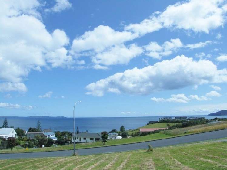 46 Dudley Crescent Cable Bay_10