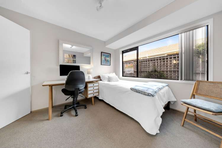 53 Oliver Road Eastern Beach_24