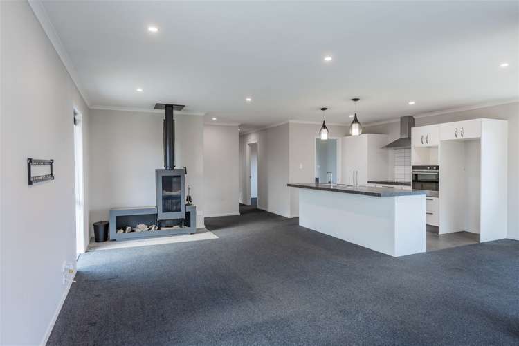 130 Rowses Road Aranui_12