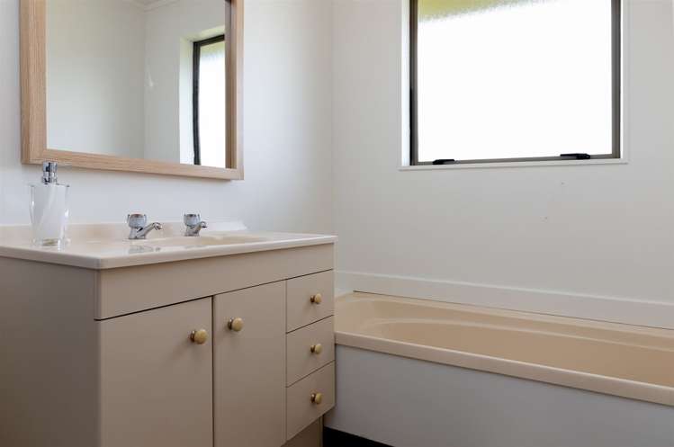 48 Rarangi Road Rarangi_17