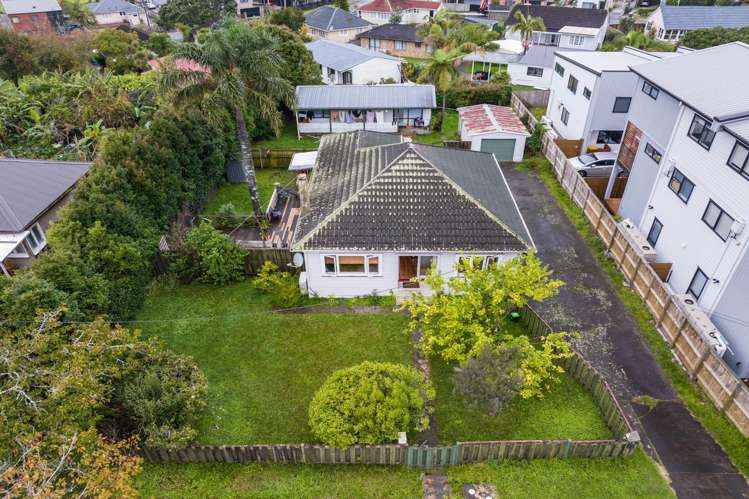 48 Astley Avenue_2