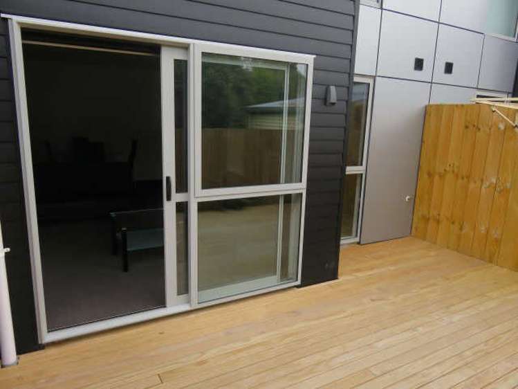 8/100 Knighton Road Hillcrest_7