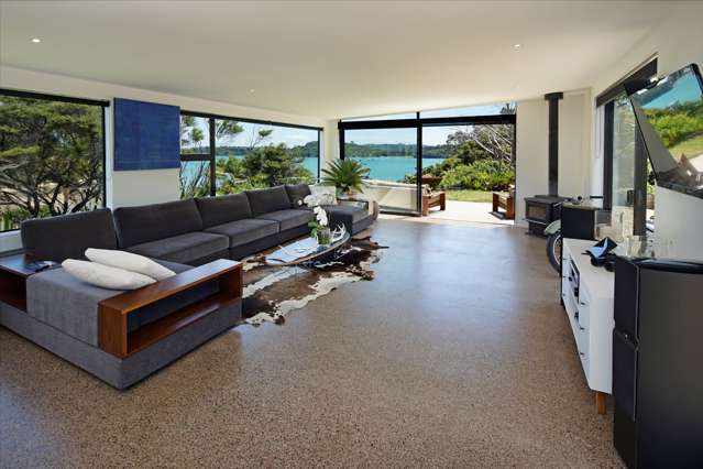 84 Vintage Lane Waiheke Island_2