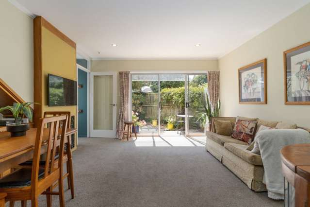 3/27 Rugby Street Merivale_4