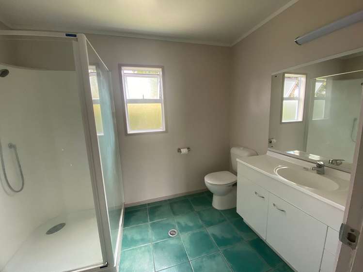 8A Melandra Road Stanmore Bay_14