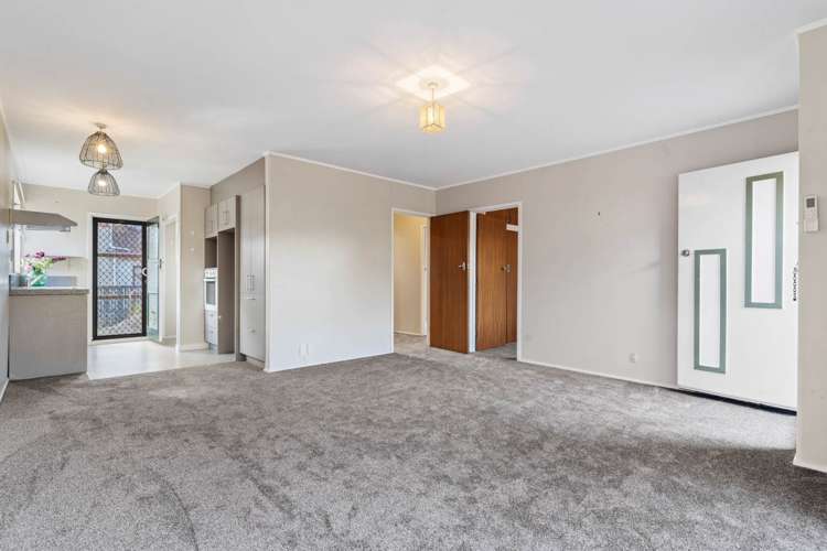 4/20 Turama Road Royal Oak_6