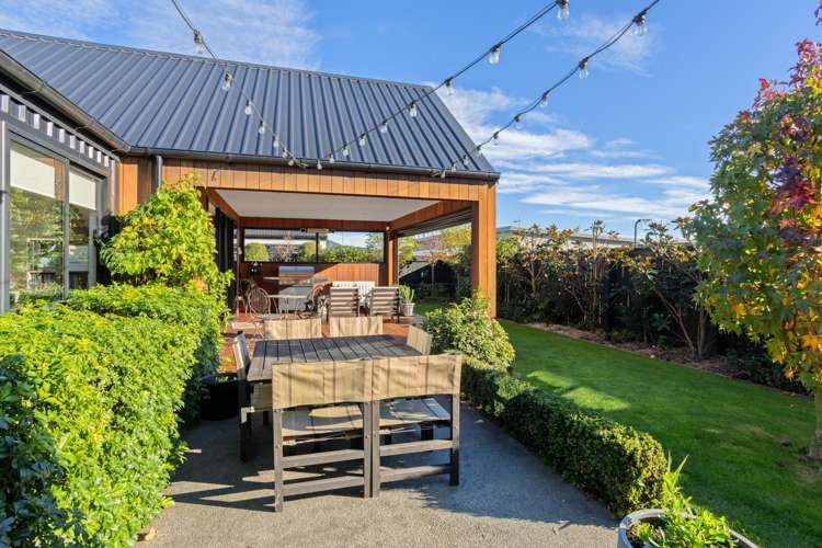 12 Spitfire Drive Burleigh_34