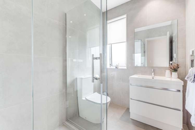 10 Hedge Row Sunnyhills_14