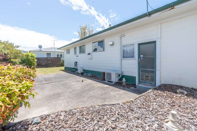 1b Grange Avenue Nawton_17