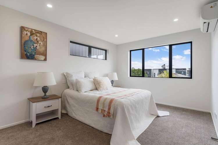 Lot 1-5/118 Chivalry Road Glenfield_41