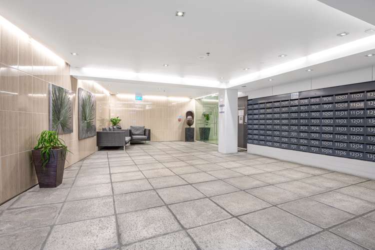 608/17 Vogel Lane Auckland Central_14