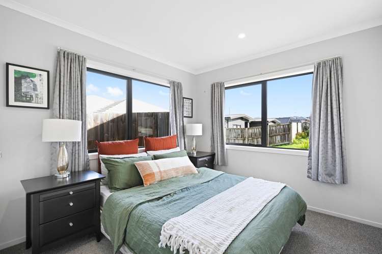 1/19 Onukutara Place Huntington_13