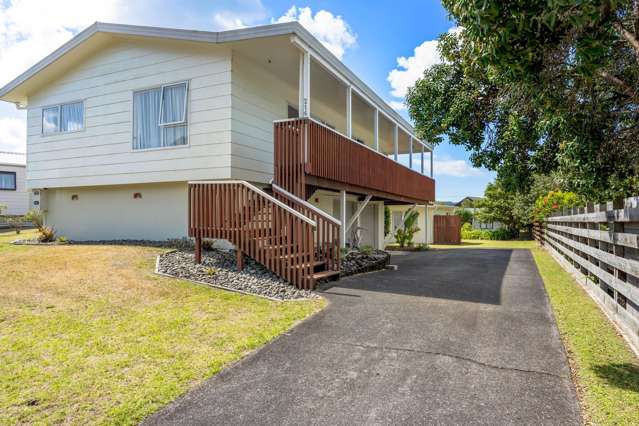 216 Patuwai Drive Whangamata_4
