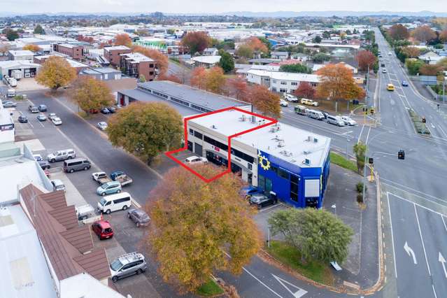Big Frontage- Main Arterial Exposure