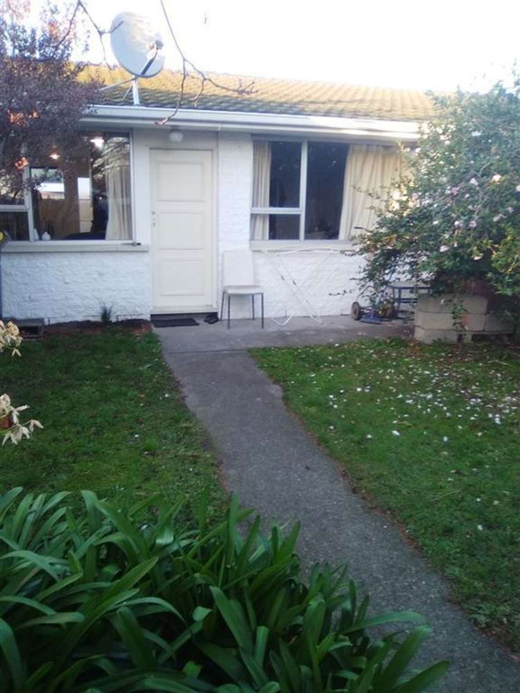 2/574 Hereford Street_0