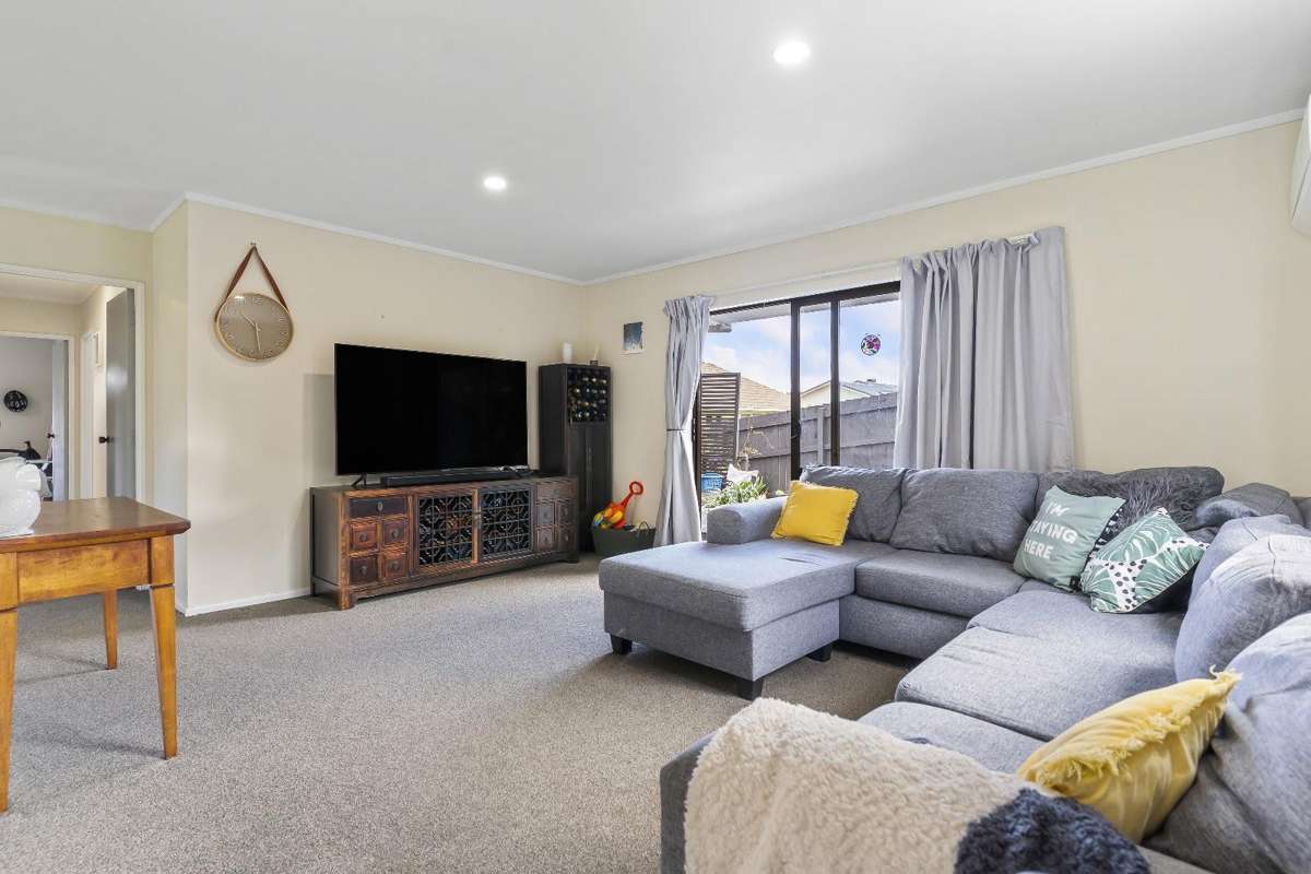Unit 1/98 Barrys Road_2