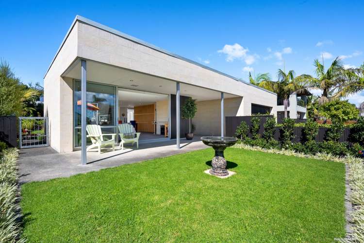 38 Pine Harbour Parade Beachlands_5