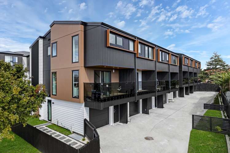 Lot 3/53 Court Crescent_0