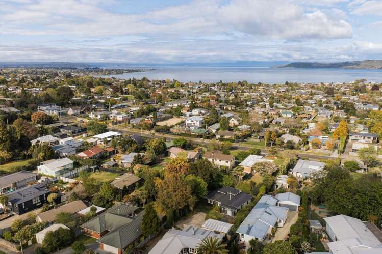 2/31 Tamatea Road Taupo_30