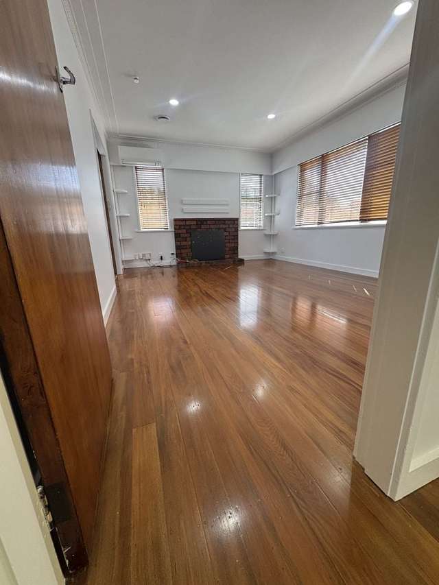 211 Sturges Road Henderson_1