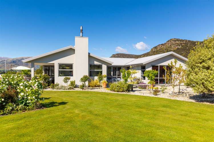 53 Matheson Crescent Albert Town_19