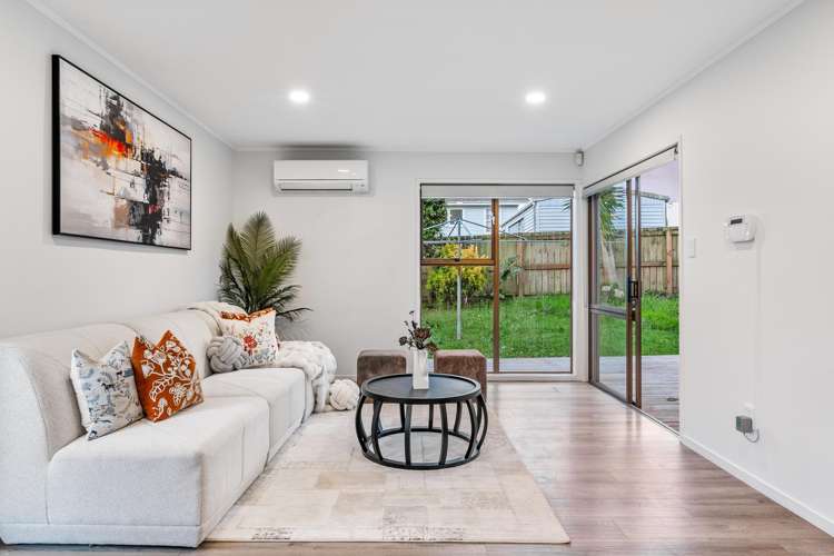 34 Kelman Road Kelston_14