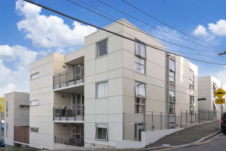 1a/27 Hanson Street Mount Cook_9