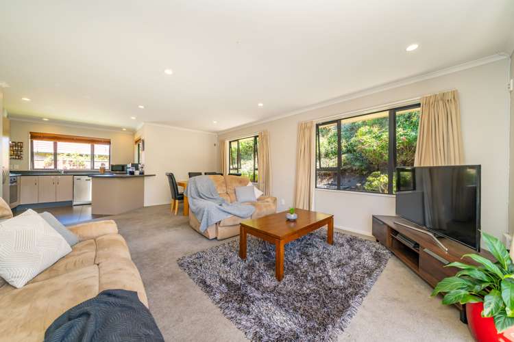 8 Mcewen Crescent Riverstone Terraces_5