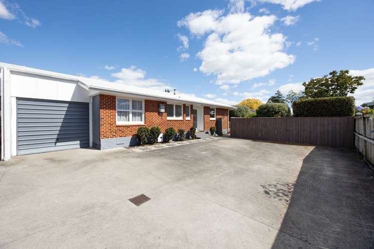 749B River Road Chartwell_20