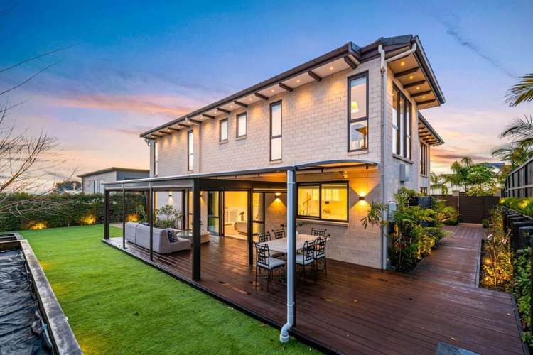 49 Matahae Drive Flat Bush_18