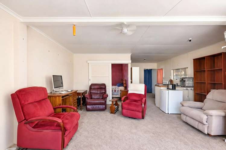 22 Roger Street Pukehangi_13