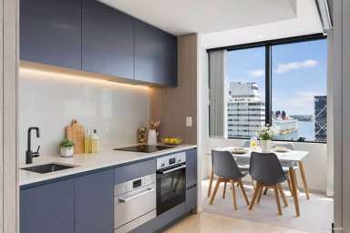 1003/10 Commerce Street_4