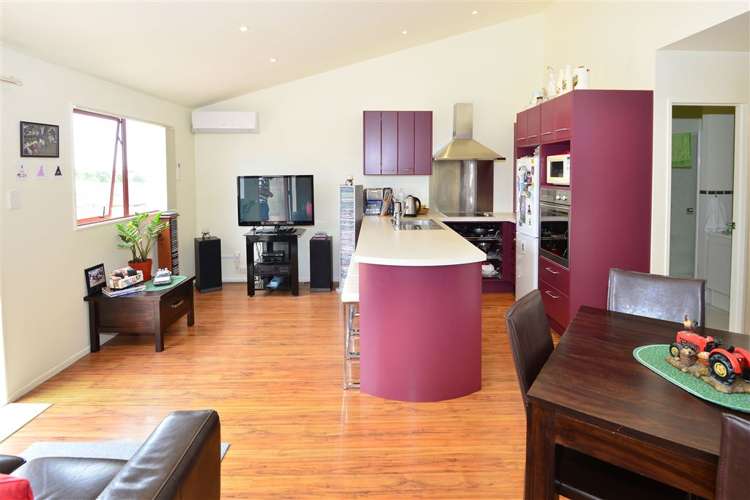 33f Florence Avenue Orewa_15