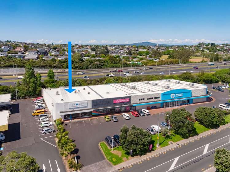 Unit C, 7-19 Croftfield Lane Wairau Valley_1