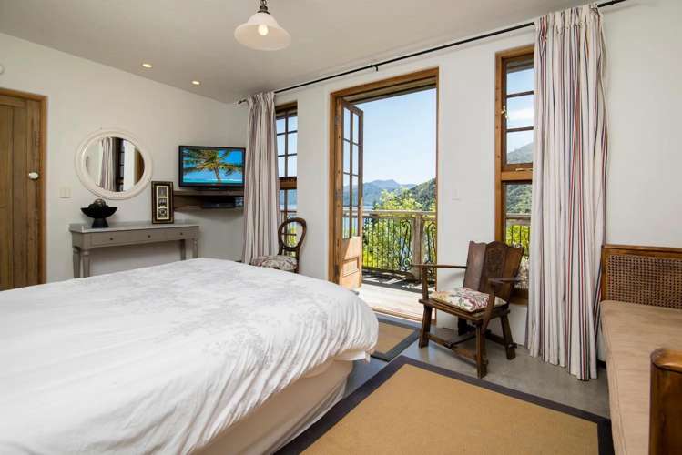 444 Port Underwood Road Whatamango Bay_13