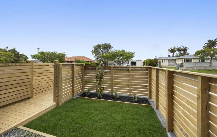 8/4 Blossom Lane Manurewa_15
