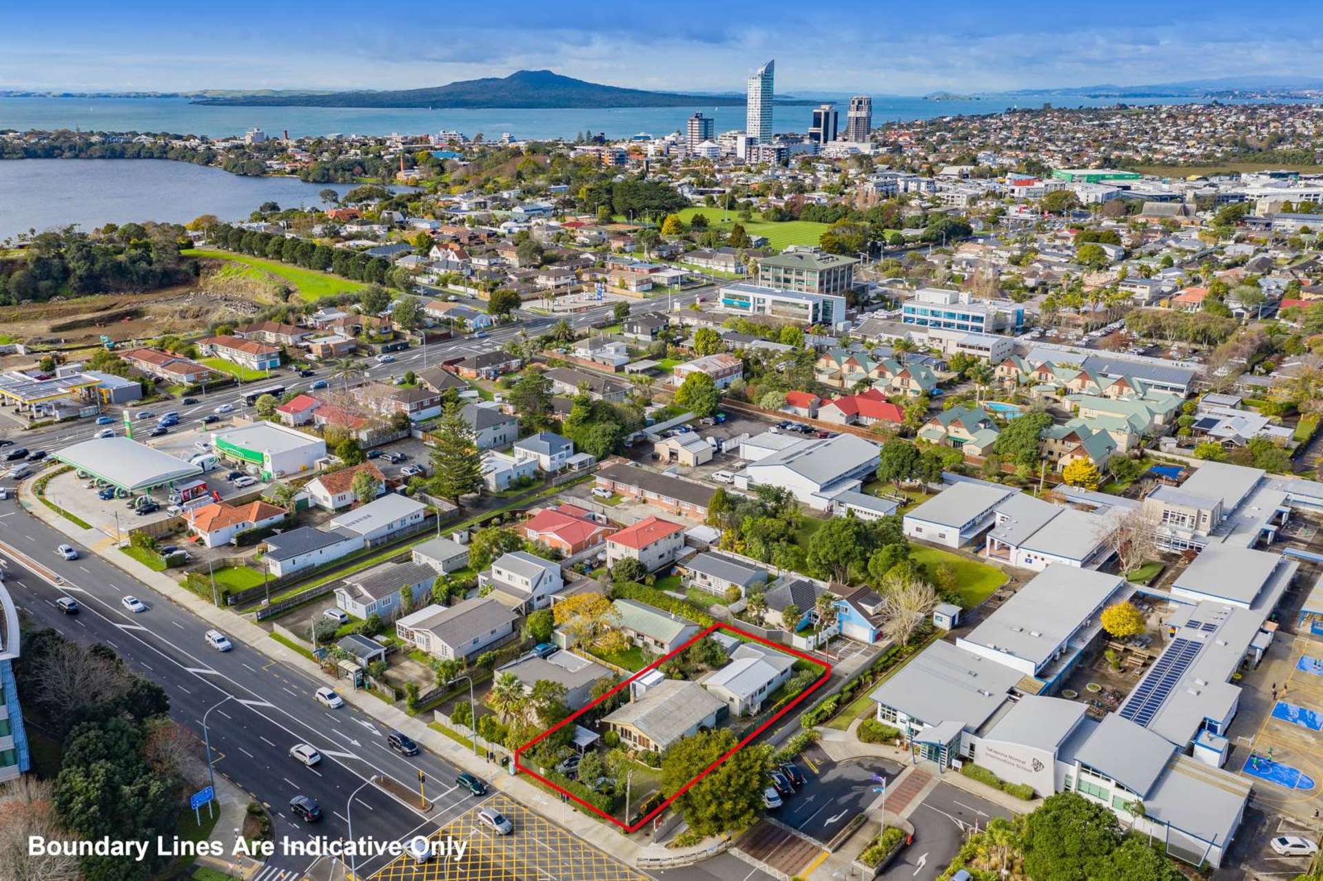 2/20 Northcote Road Takapuna_0