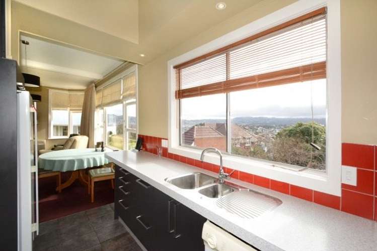 21 Dundonald Street Tainui_12