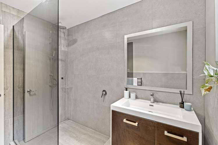 671 No 3 Line Okoia_20