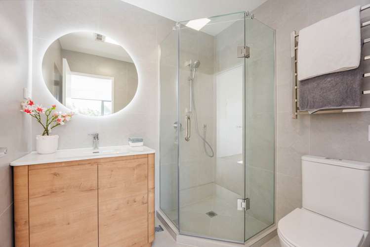 5 Kapiti Place Sunnynook_10